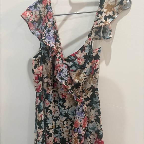 Lulu’s Floral Ruffle Maxi Dress - Picture 7 of 7